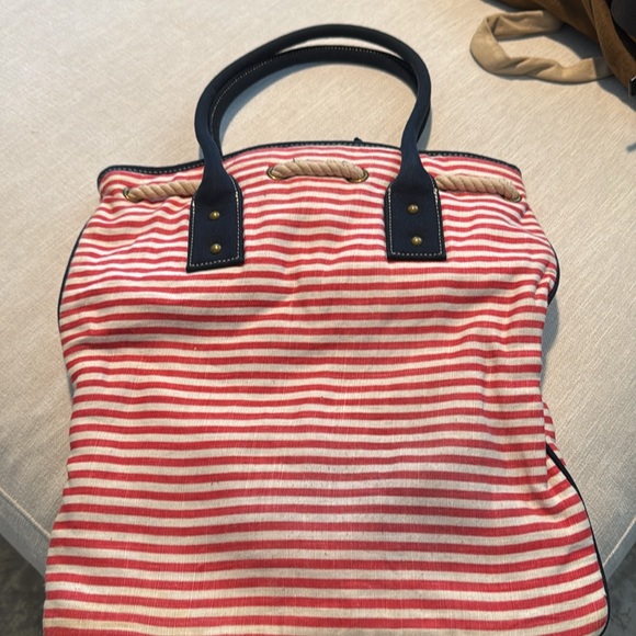 Moving - Picture 2 of 3